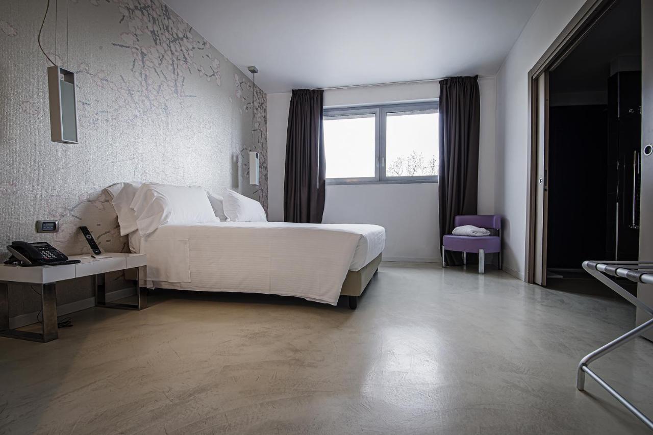 Hotel For You Cernusco Sul Naviglio Zewnętrze zdjęcie